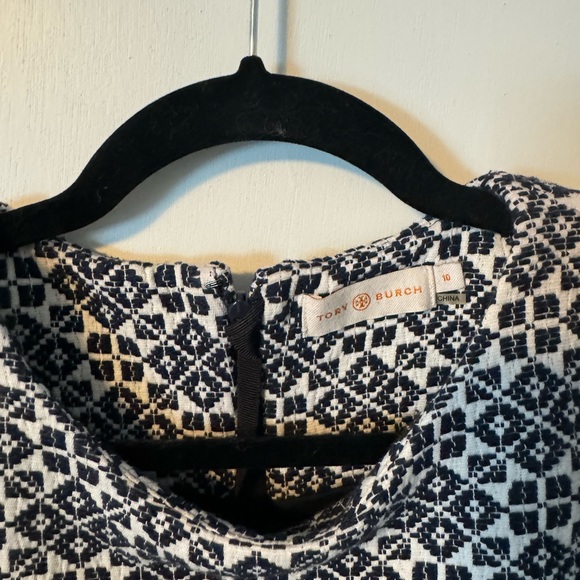 Tory Burch White and Blue Stencil Hourglass Summer Dress - Picture 3 of 10